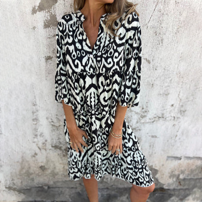 Astrid™ - V-hals Jurk met Driekwart Mouwen en Print